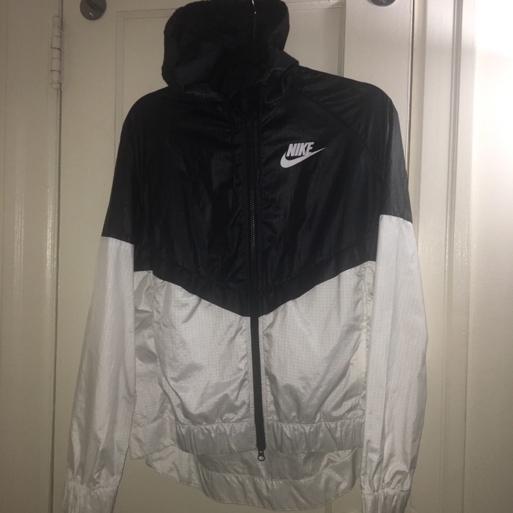 Nike windbreaker
